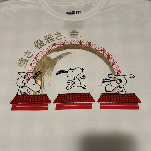 Peanuts Snoopy T-shirt - Picture 2 of 3